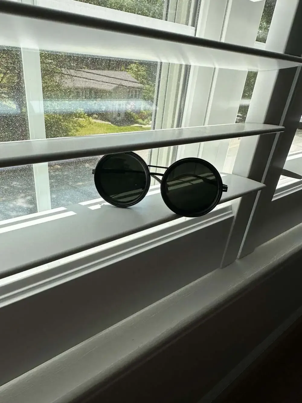 Adjustable Tint Polarized Round Sunglasses Color Changing.